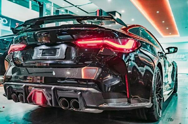 BMW G80 M3 (3-SERIES) CARBON FIBRE ARCANE AERO LED DIFFUSER