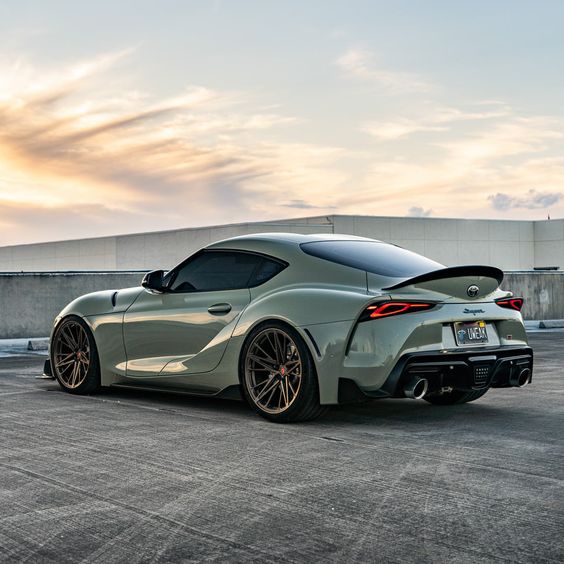 TOYOTA SUPRA ARCANE AERO STYLE CARBON FIBRE KIT